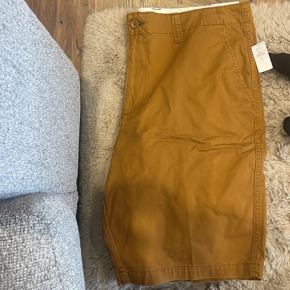 Mens Khaki shorts - Picture 4 of 7